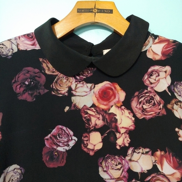 ARITZIA Wilfred Silk Floral Back Slit Blouse - Picture 2 of 12
